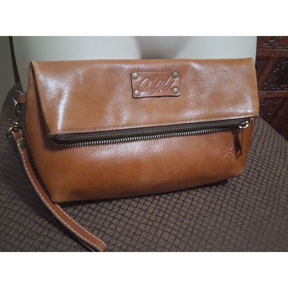 Patricia Nash Valerie fold-over wristlet clutch brown Italian leather purse